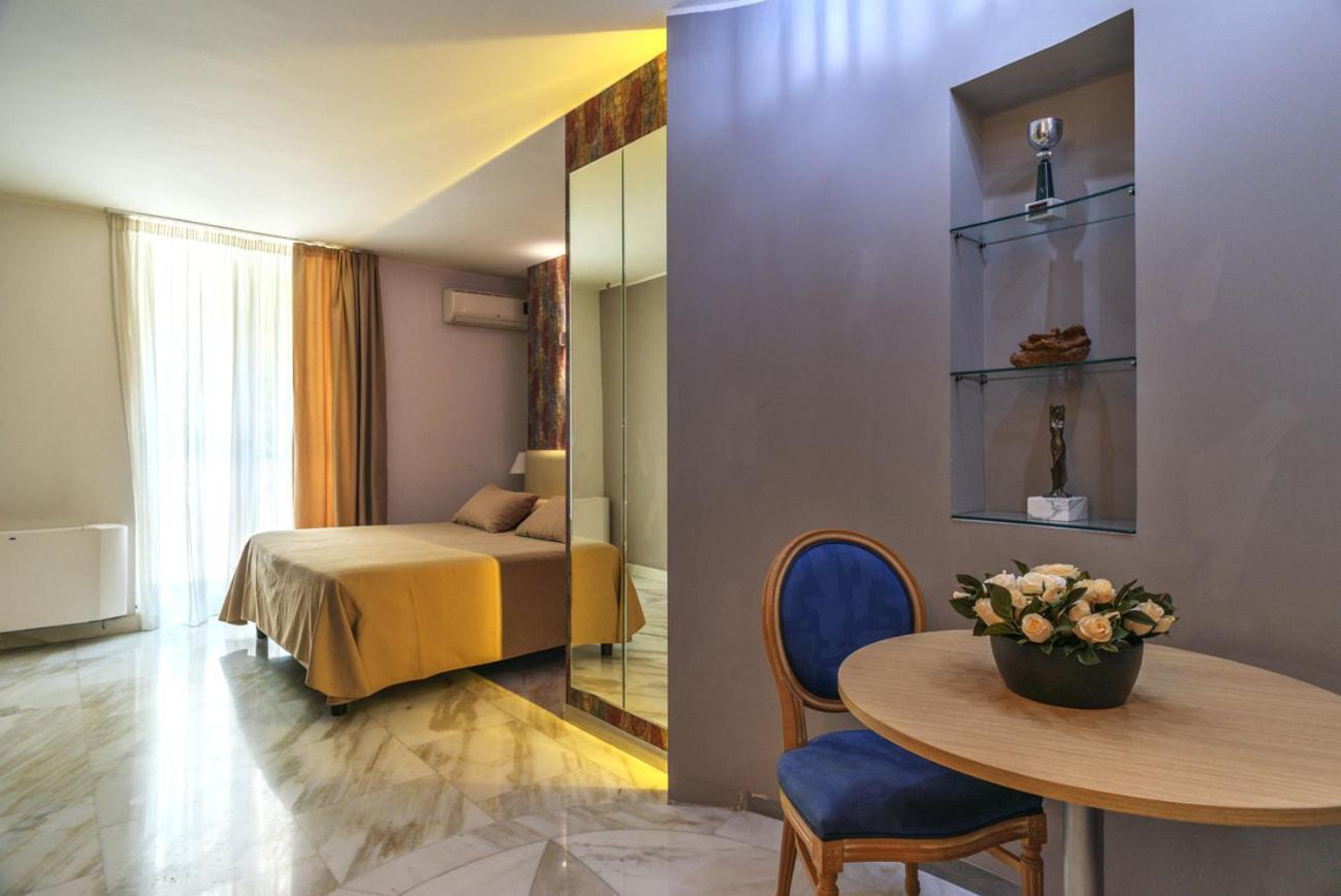 Deluxe Double Room Patio